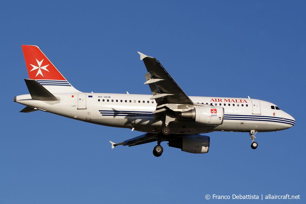 9H-AEM (2382) 2005 Airbus A319-112