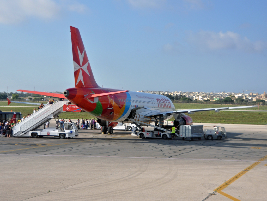 9H-AEN (cn 2665) Airbus A320-214