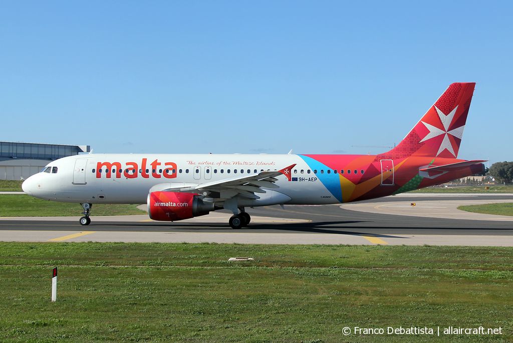 9H-AEP · Airbus A320-214 · (MLA / LMML)