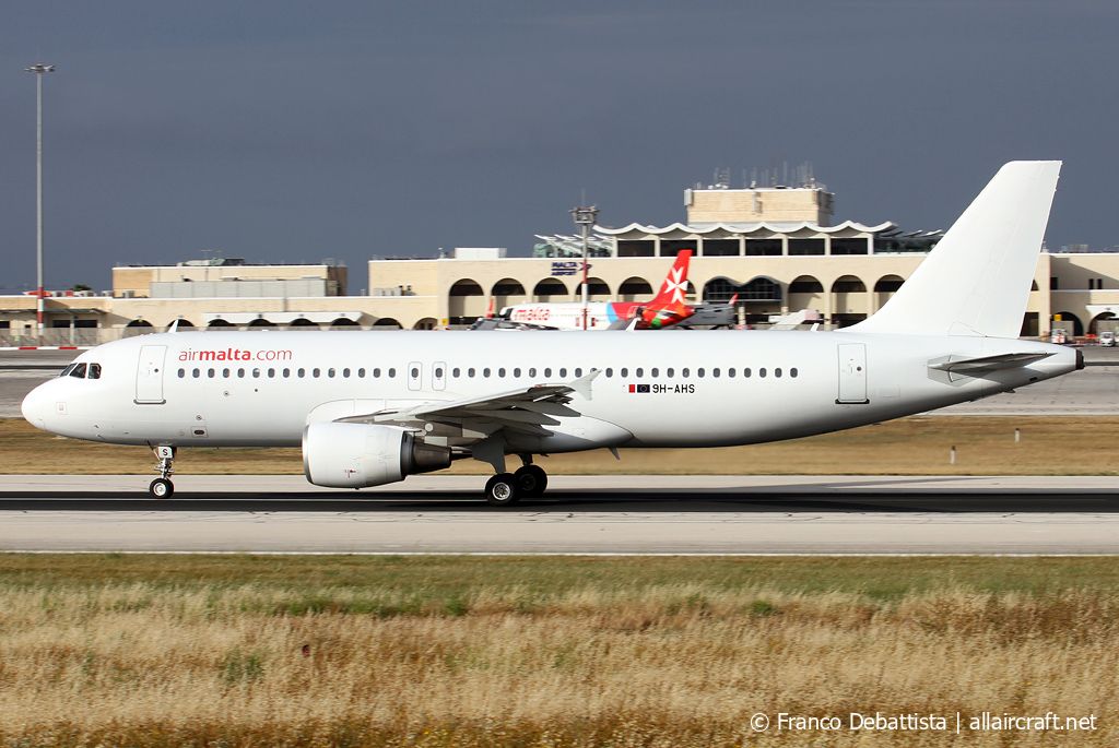 9H-AHS (5086) 2012 Airbus A320-214
