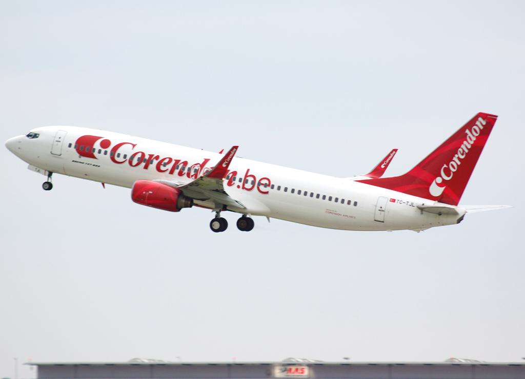 TC-TJL (32920) 2003 Boeing 737-86J(WL)