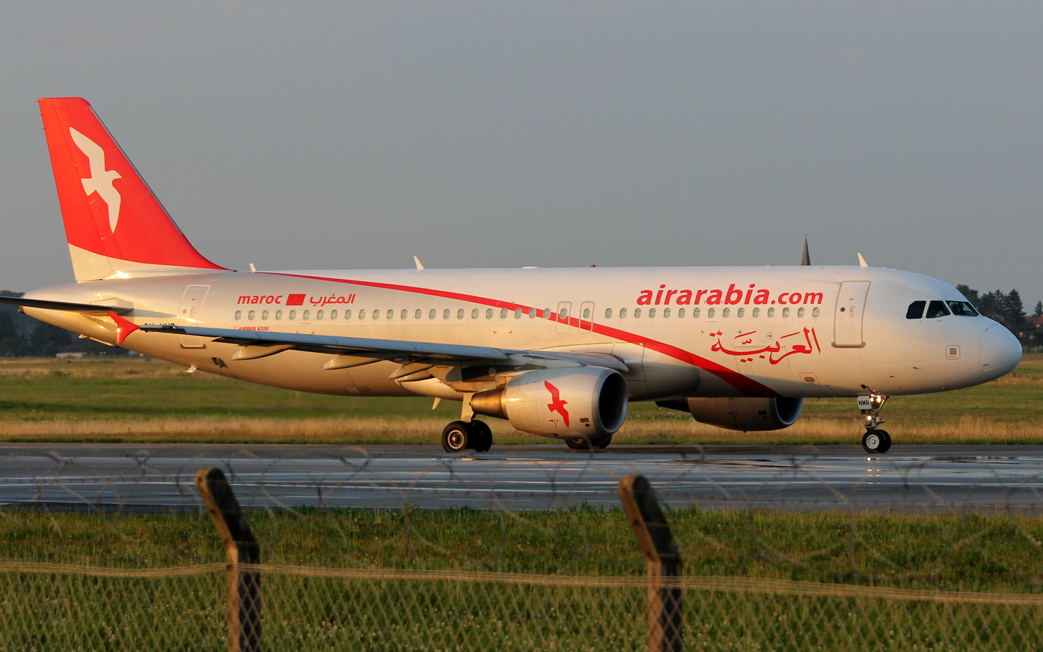 CN-NMB (cn 3833) Airbus A320-214