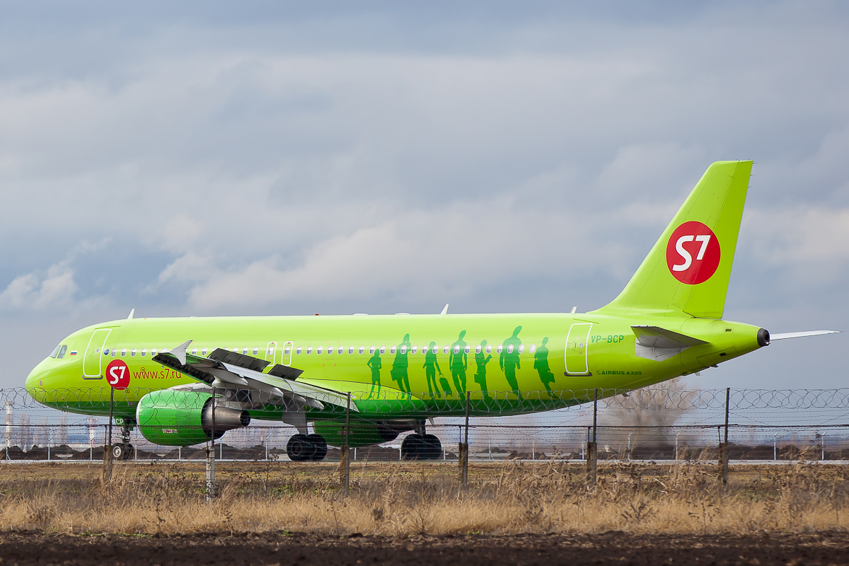 VP-BCP (3473) 2008 Airbus A320-214