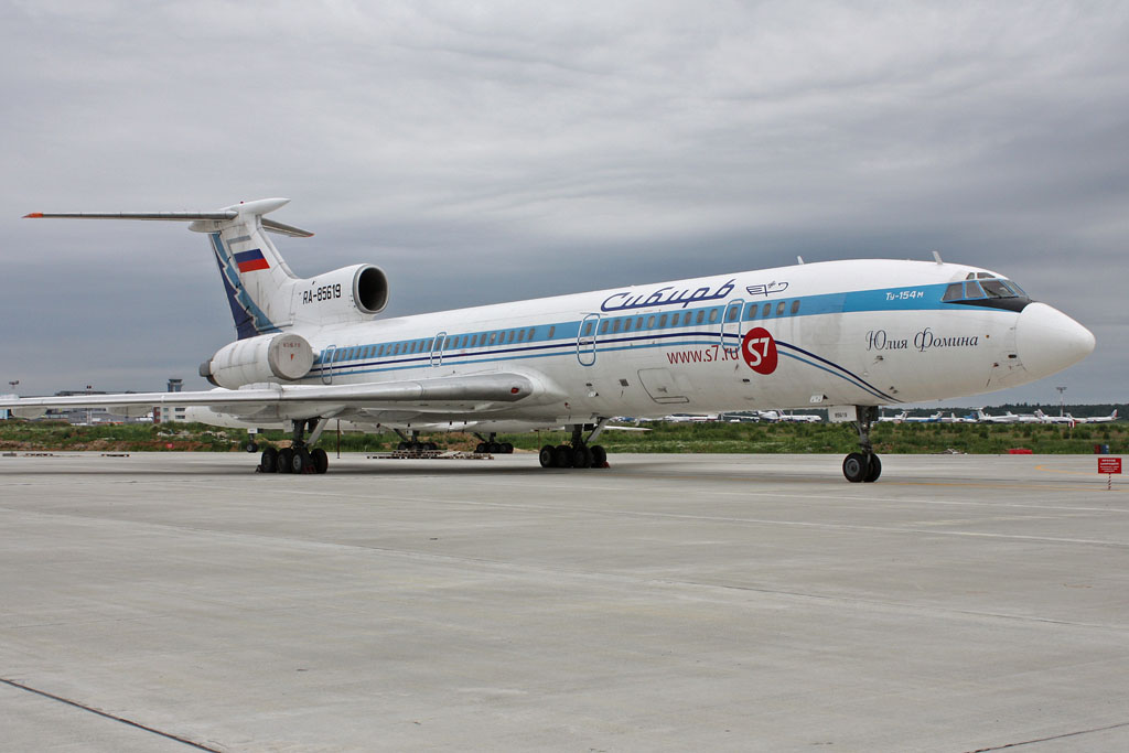 RA-85619 (cn 86A-738) Tupolev Tu-154M
