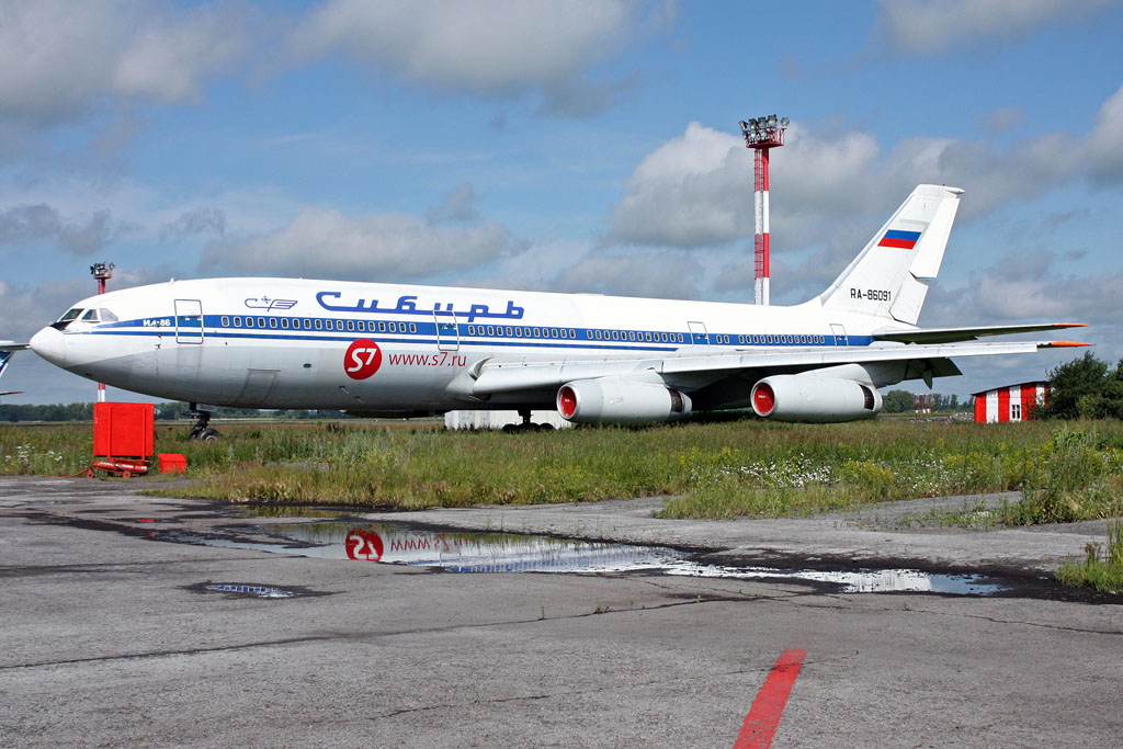RA-86091 (51483207062) 1987 Ilyushin Il-86