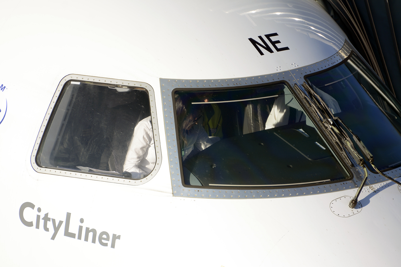 EI-RNE · Embraer 190-100STD · (ZRH / LSZH)