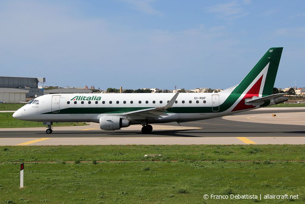 EI-RDF · Embraer 170-200STD · (MLA / LMML)