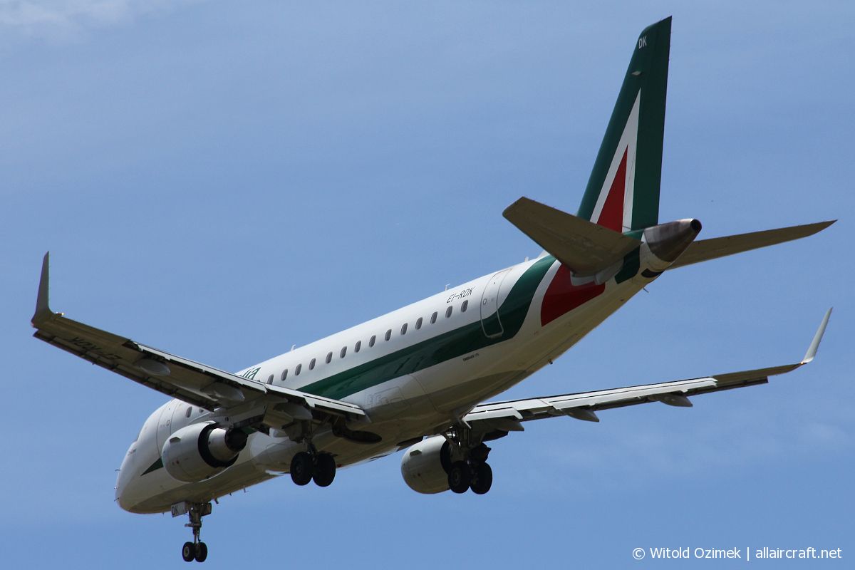 EI-RDK · Embraer 170-200STD · (FCO / LIRF)