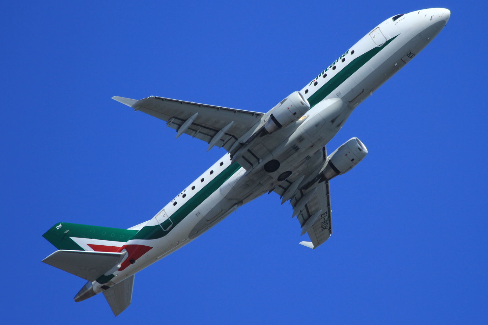 EI-RDK (cn 17000343) Embraer 170-200STD