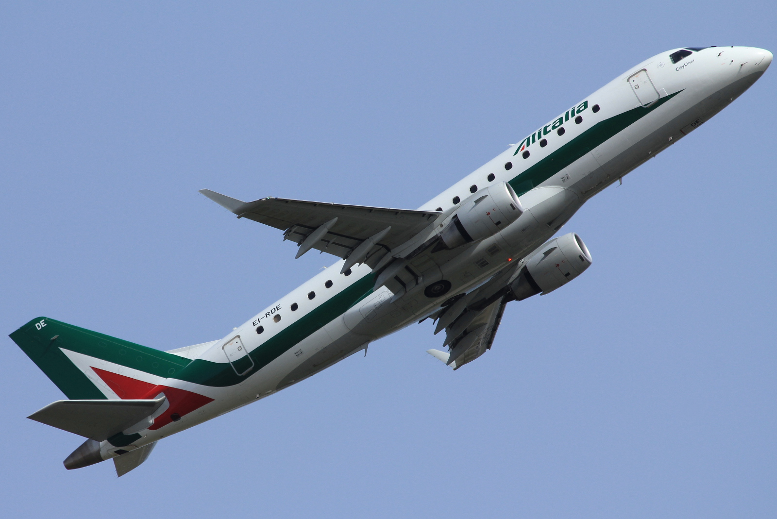 EI-RDE · Embraer 170-200STD · (FCO / LIRF)