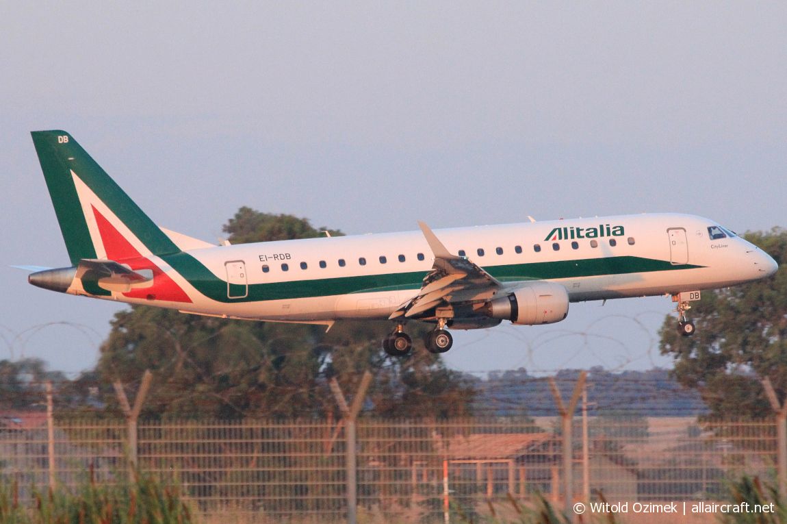 EI-RDB (17000331) Embraer 170-200LR