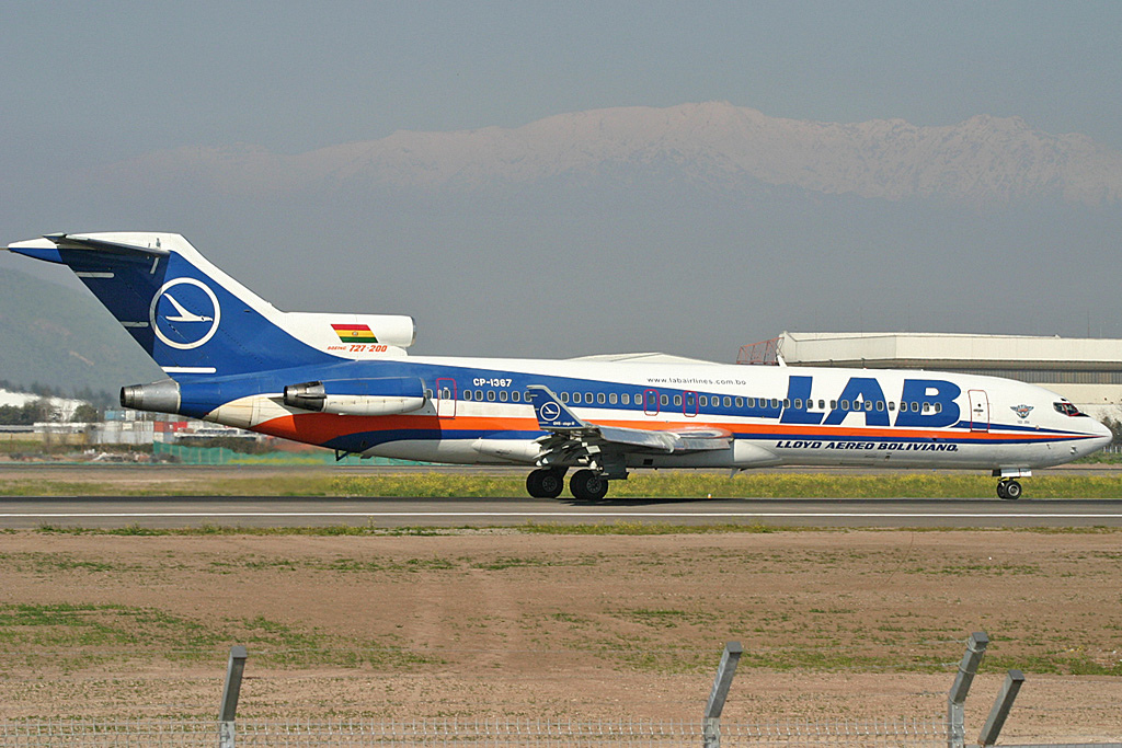 CP-1367 (21495) 1978 Boeing 727-2K3Adv