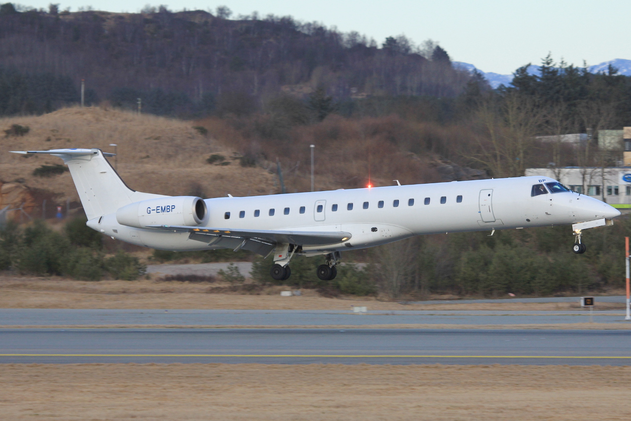 G-EMBP · Embraer ERJ-145EU · (SVG / ENZV)
