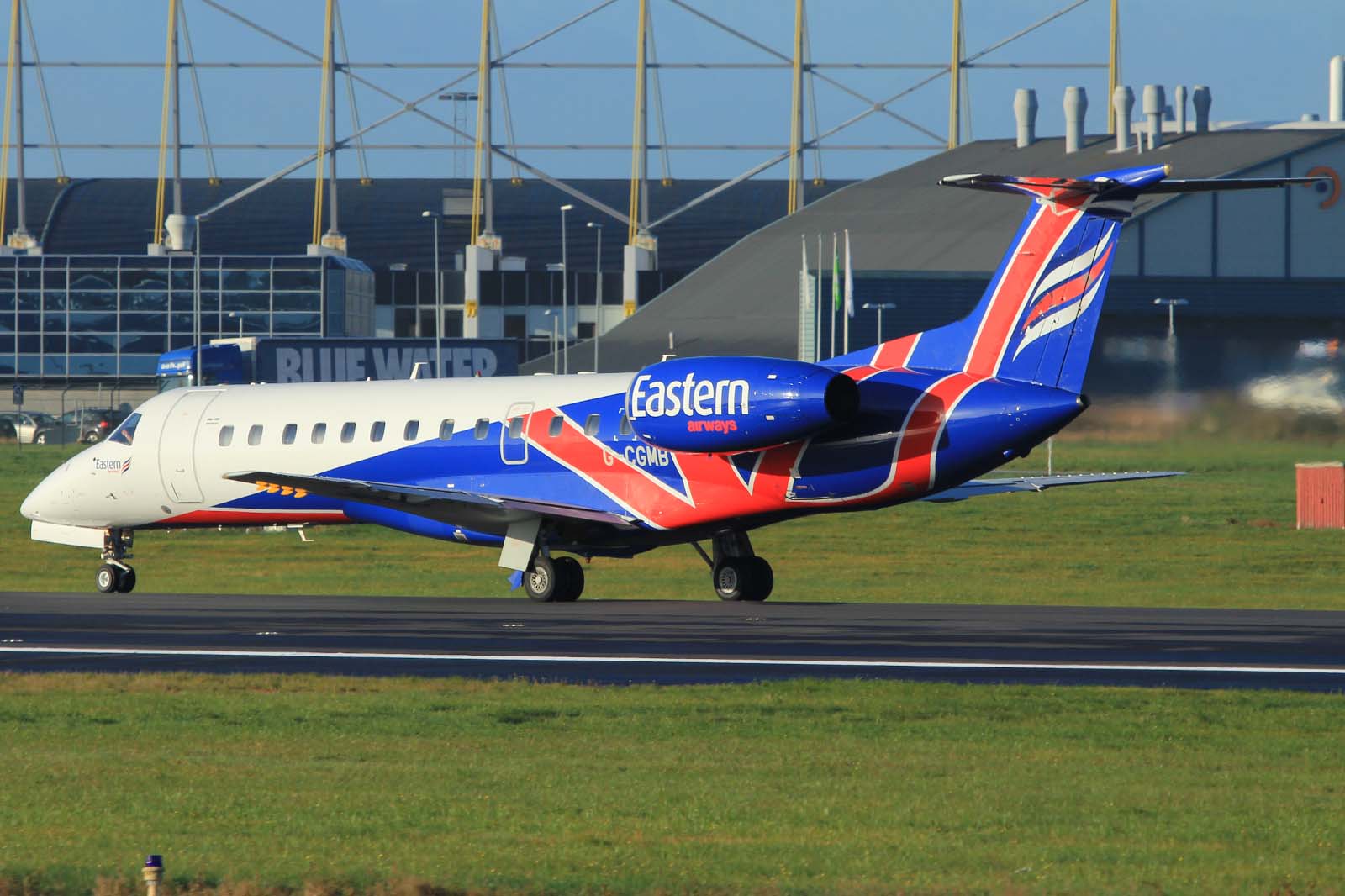 G-CGMB · Embraer ERJ-135ER · (SVG / ENZV)