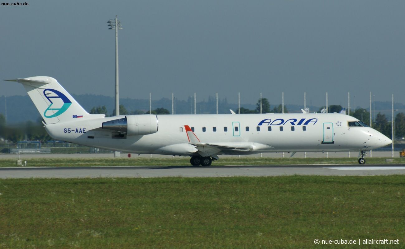 S5-AAE (7170) 1998 Bombardier CRJ-200LR