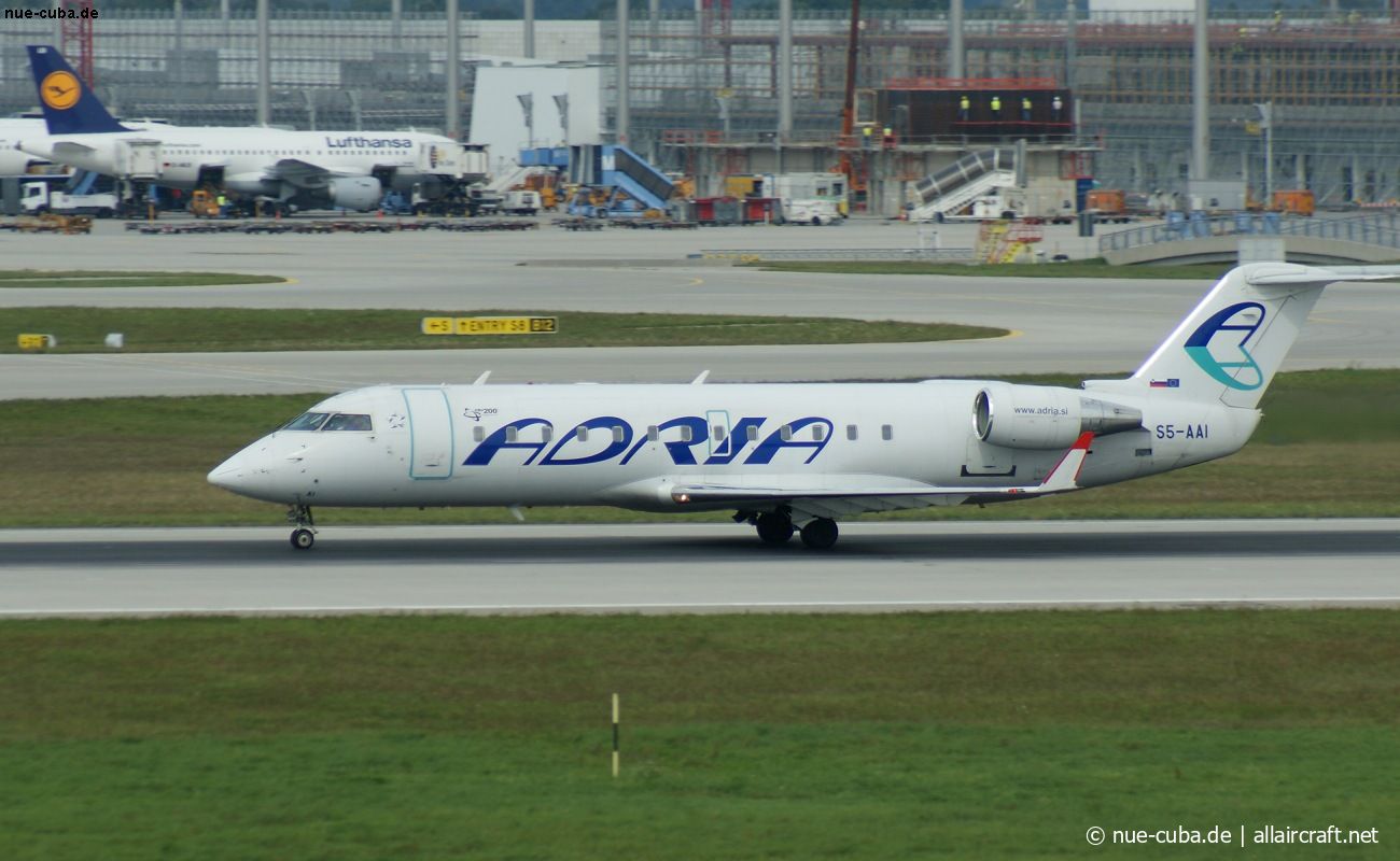 S5-AAI (7248) 1998 Bombardier CRJ-200LR