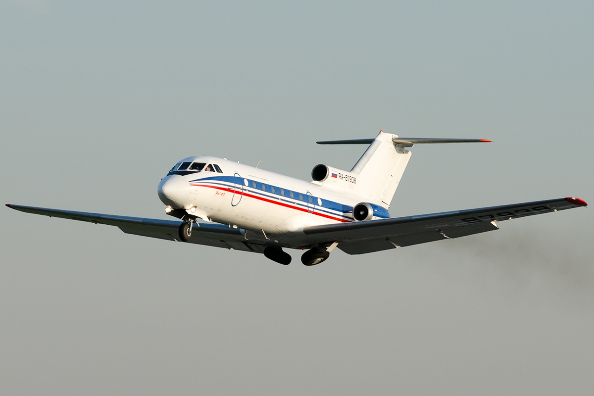 RA-87938, (cn 9710153), Yakovlev Yak-40K