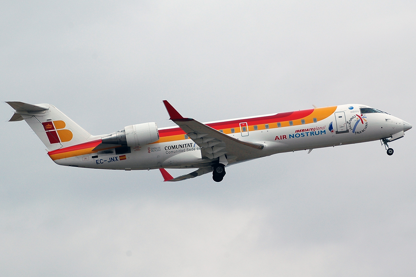 EC-JNX · Bombardier CRJ-200ER · (PMI / LEPA / LESJ)