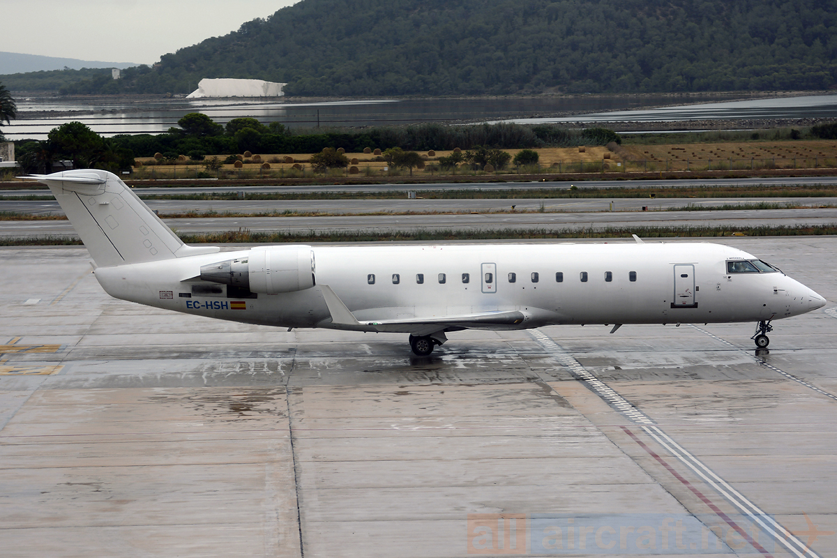 EC-HSH · Bombardier CRJ-200ER · (IBZ / LEIB)