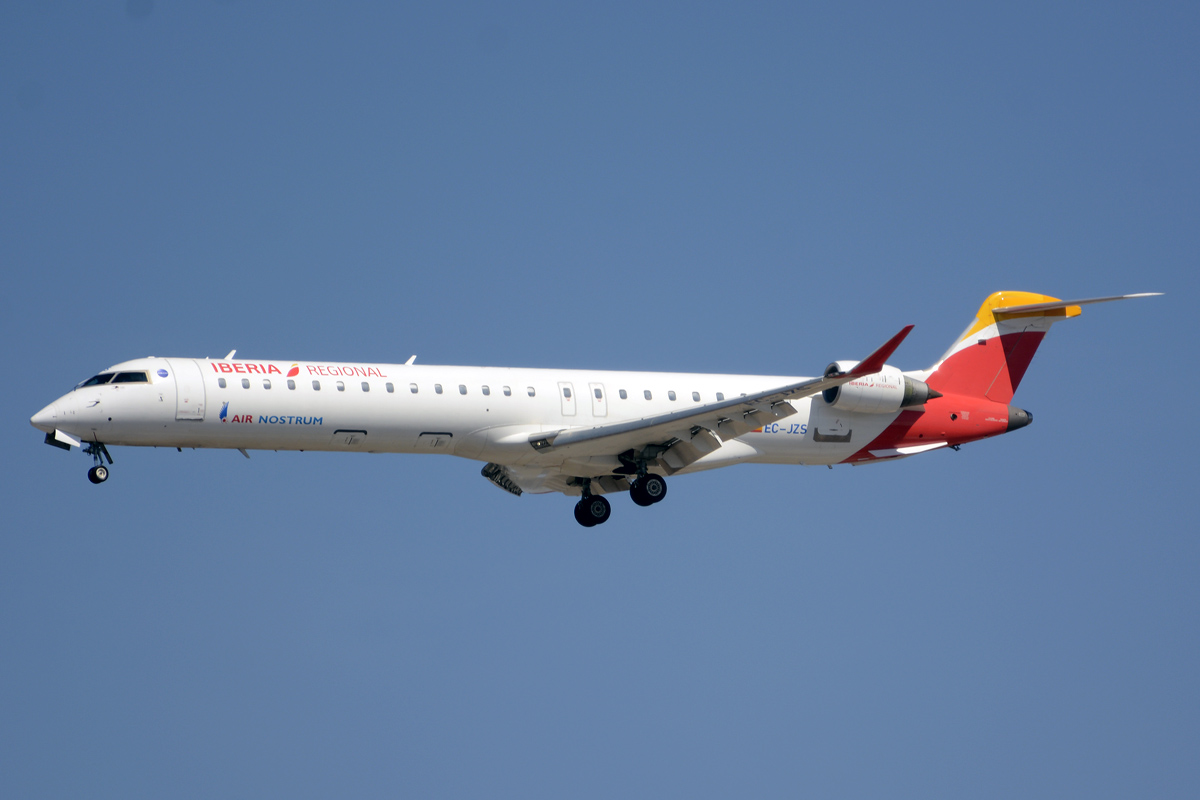 EC-JZS (cn 15111) Bombardier CRJ900ER