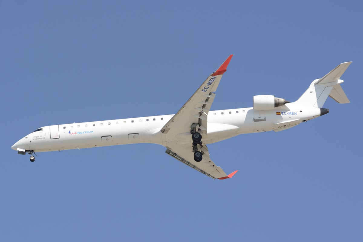 EC-MEN · Bombardier CRJ-900ER · (IBZ / LEIB)