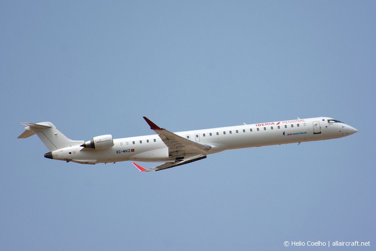 EC-MVZ · Bombardier CRJ-1000 · (IBZ / LEIB)