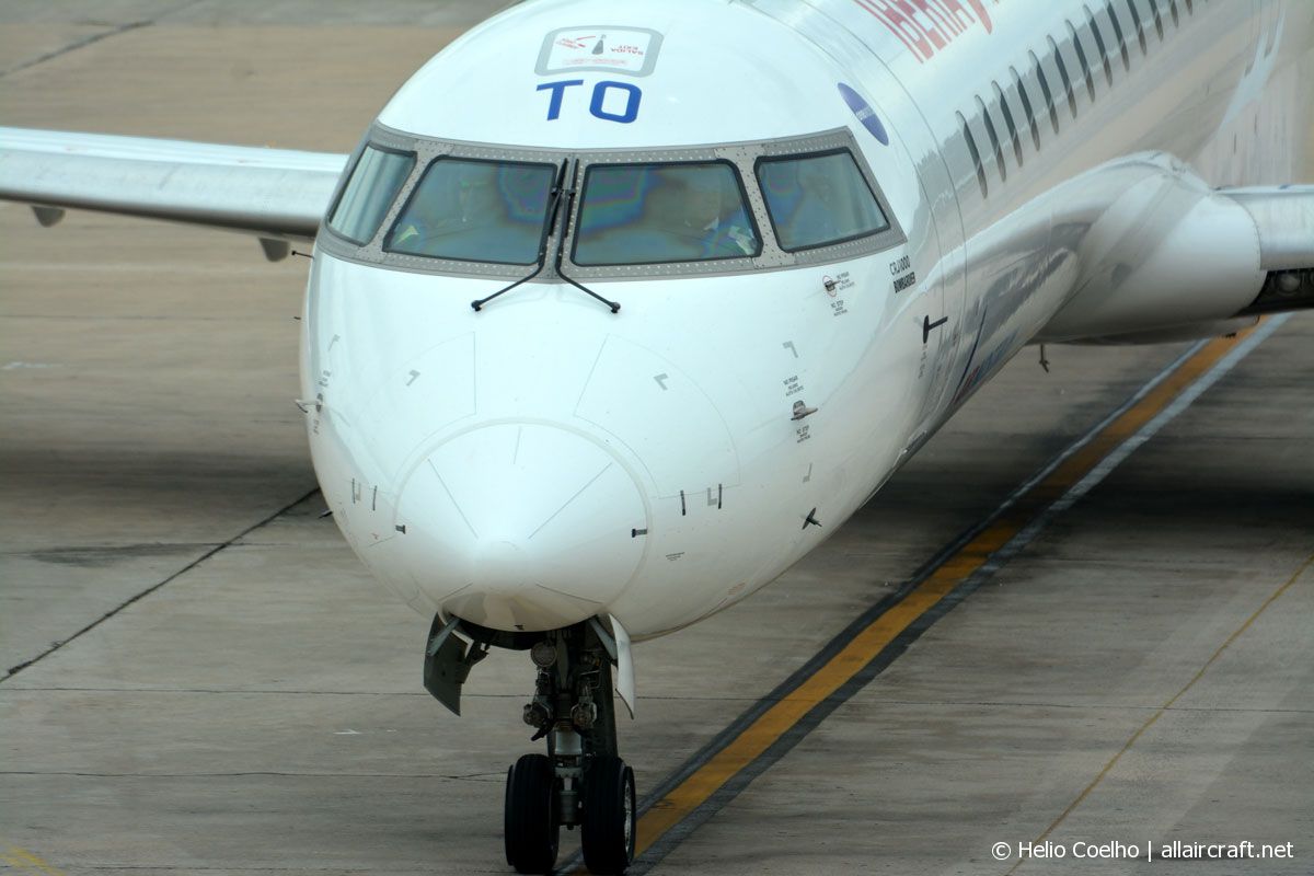 EC-MTO (cn 19059) Bombardier CRJ-1000