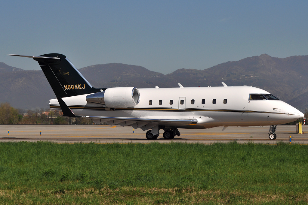 N604KJ · Bombardier CL-600-2B16 Challenger 604 · (BGY / LIME)
