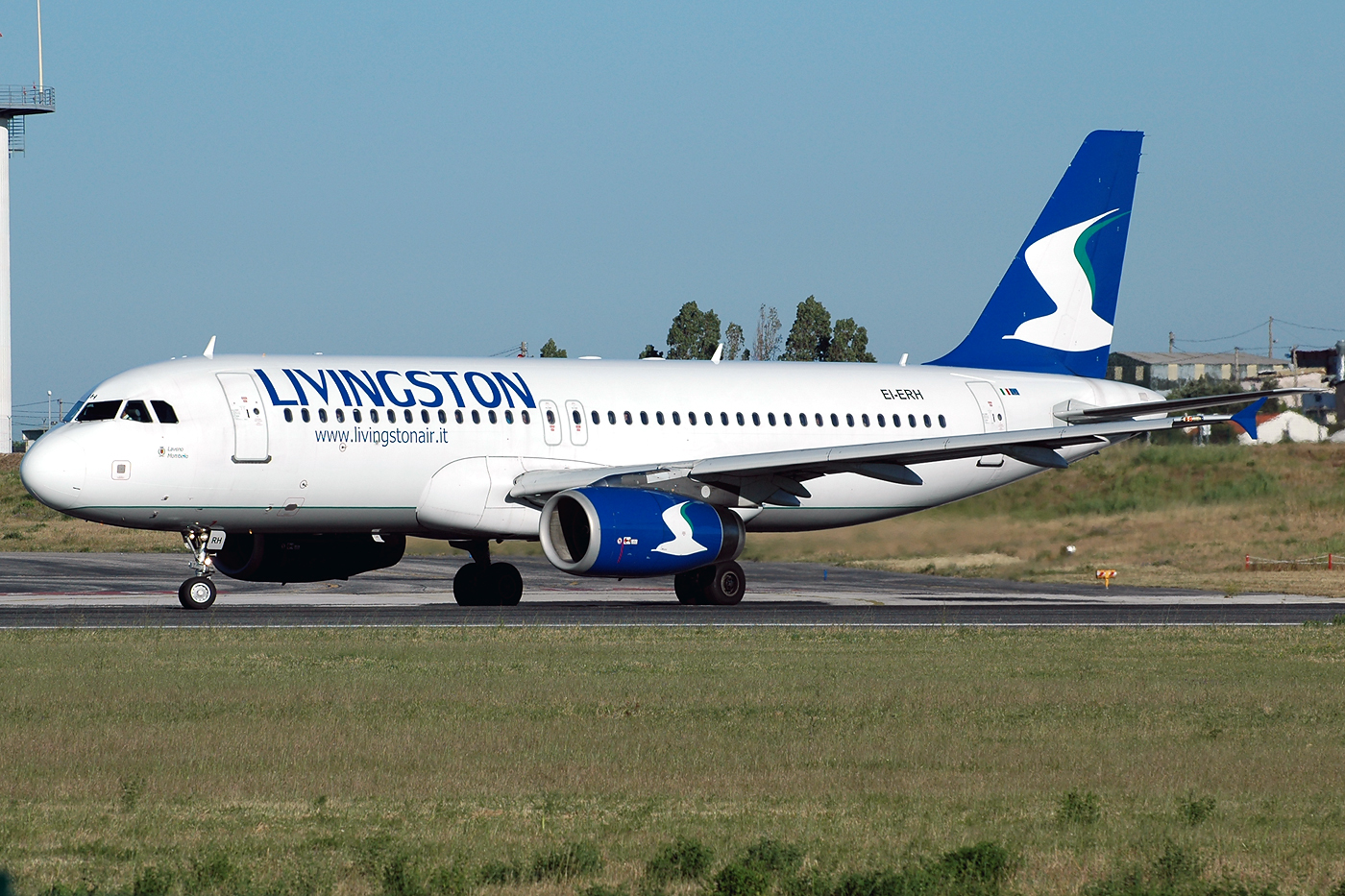 EI-ERH (2157) 2004 Airbus A320-232