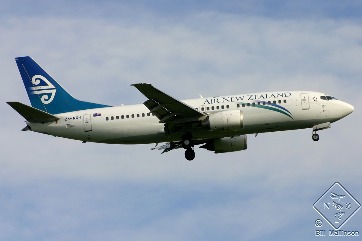 ZK-NGH (cn 25607) Boeing 737-319