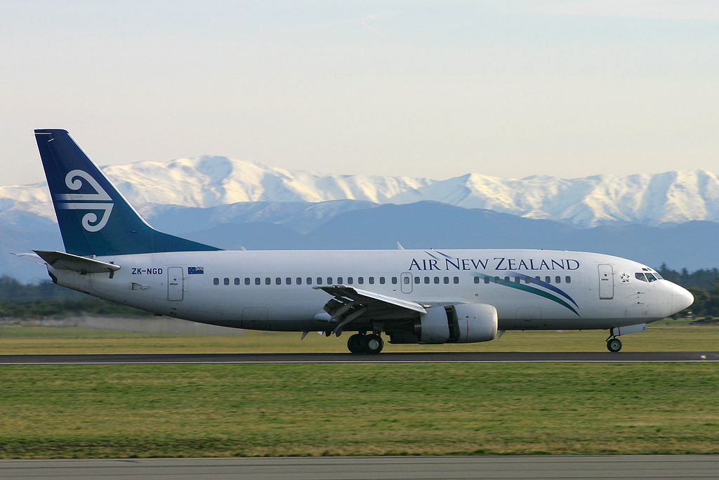 ZK-NGD (cn 28732) Boeing 737-3U3