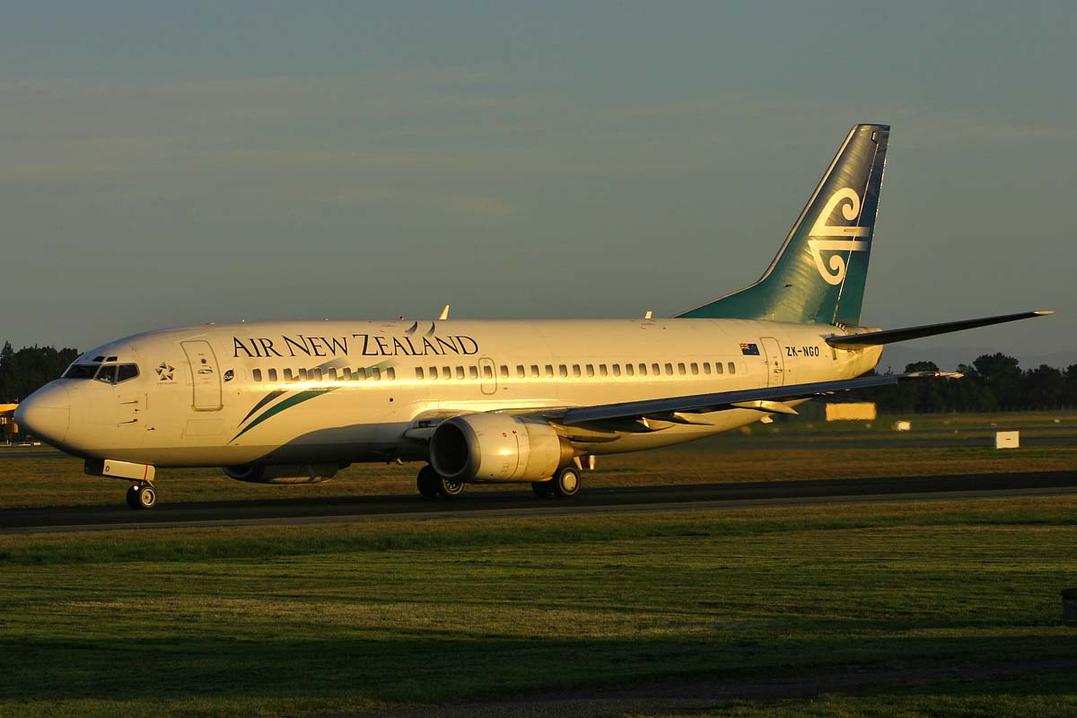 ZK-NGO · Boeing 737-37Q · (CHC / NZCH)