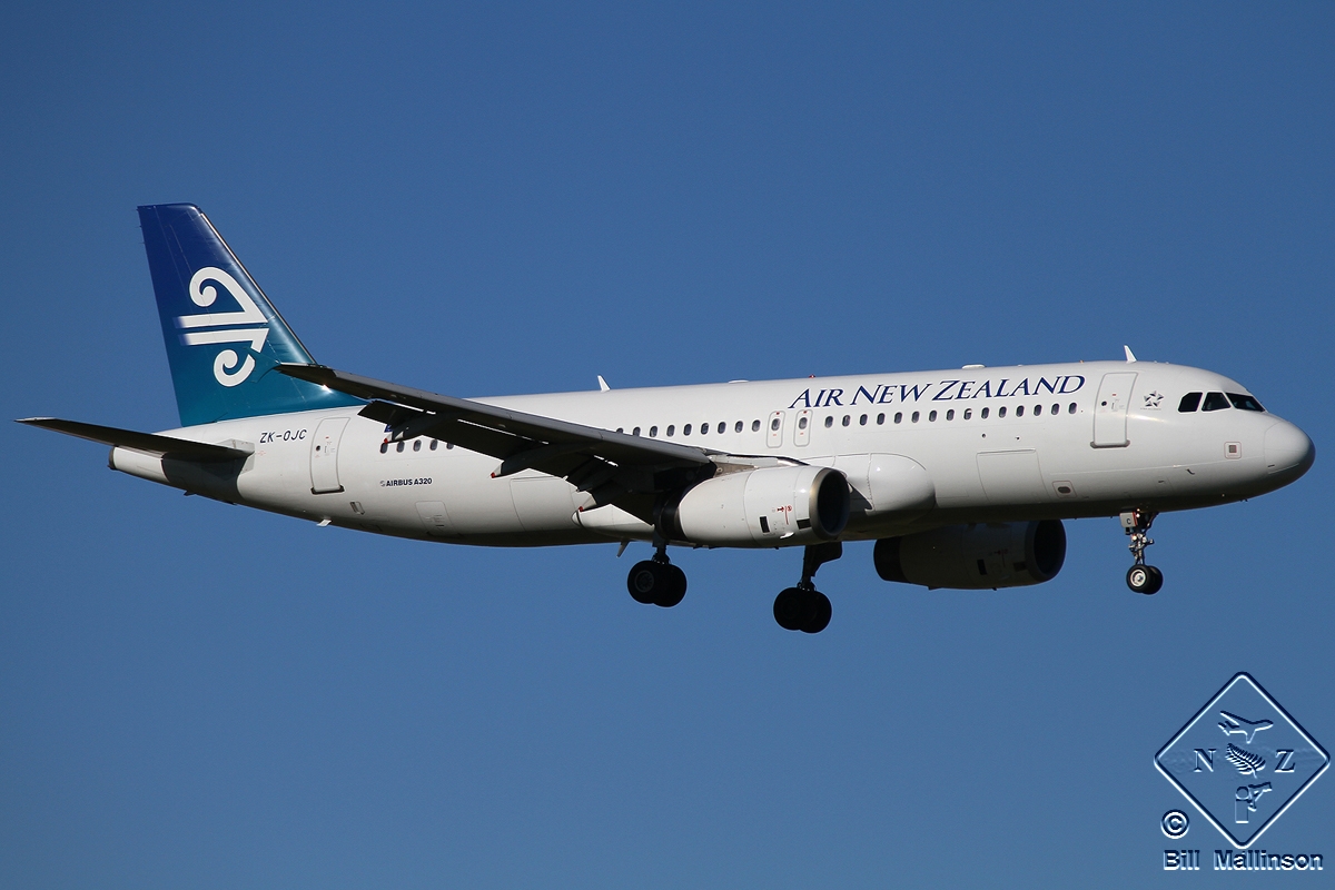 ZK-OJC, (cn 2112), Airbus A320-232