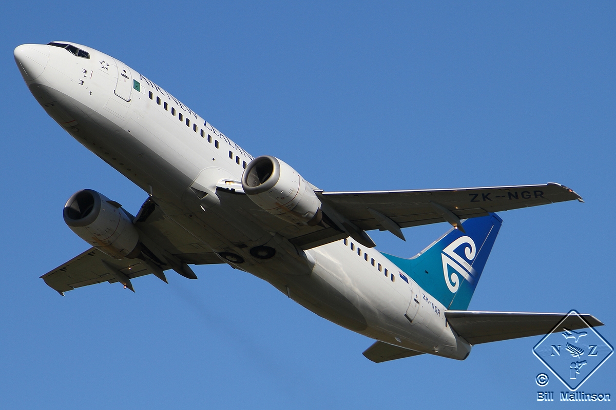 ZK-NGR (cn 27460) Boeing 737-33A