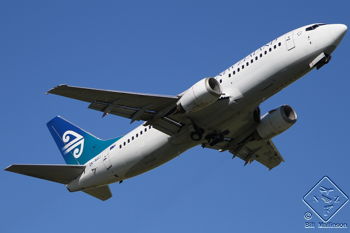ZK-NGJ (cn 25609) Boeing 737-319