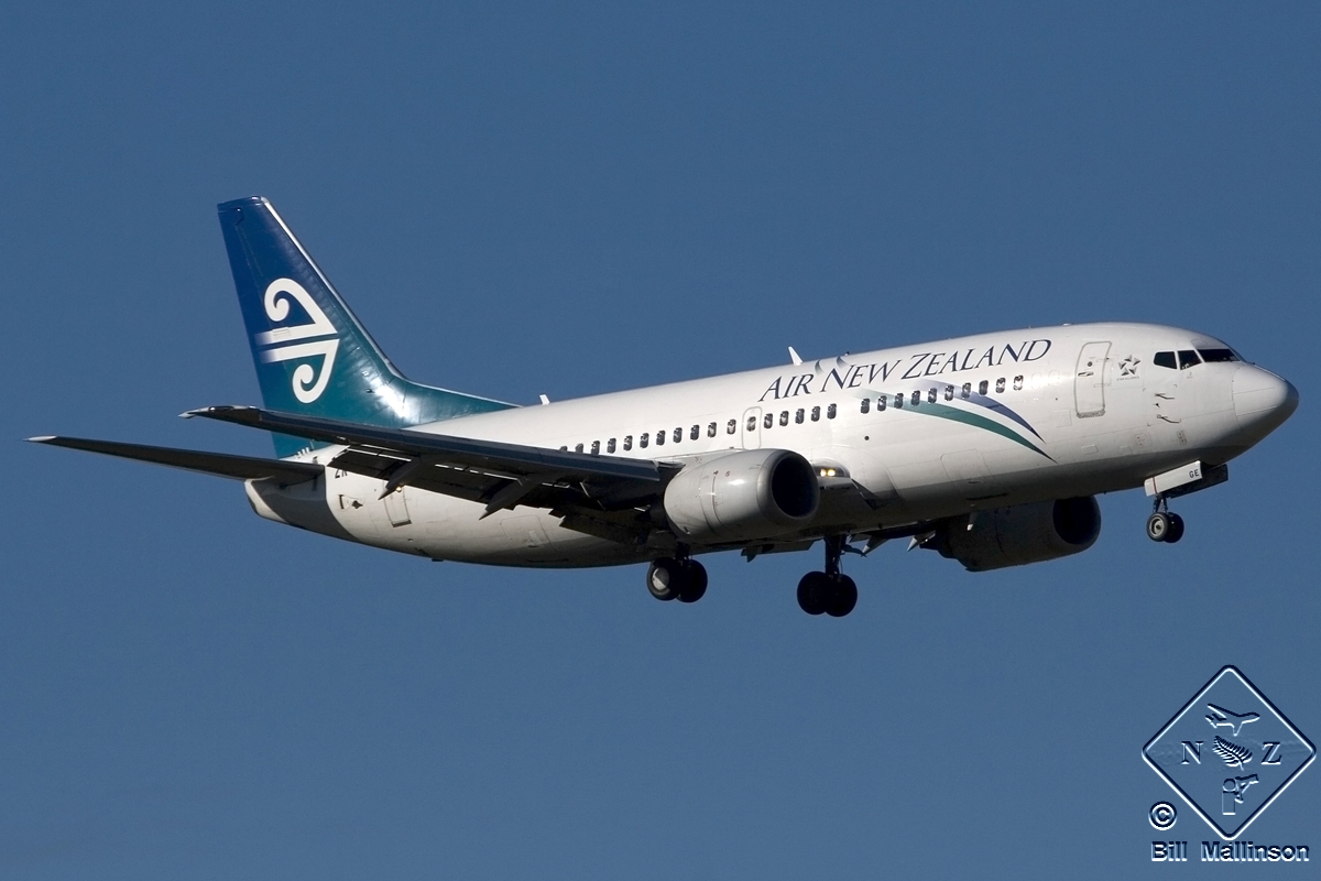 ZK-NGE · Boeing 737-3U3 · (CHC / NZCH)