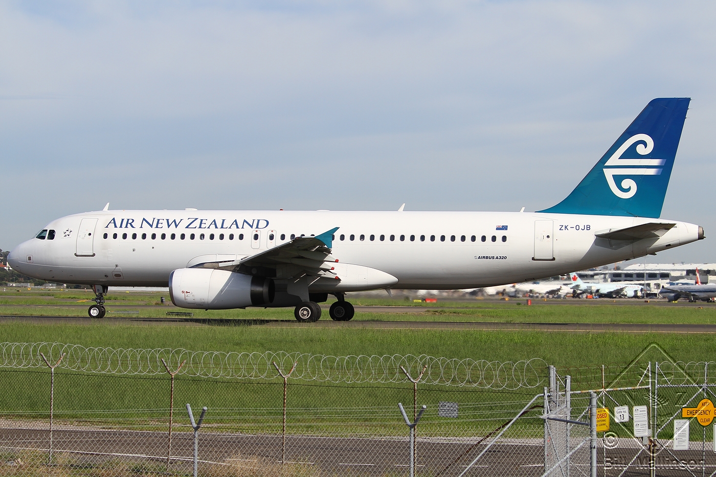 ZK-OJB · Airbus A320-232 · (SYD / YSSY)