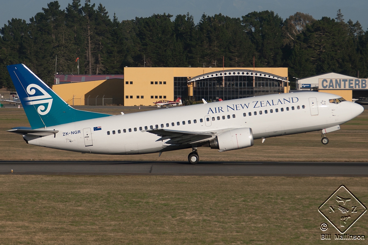 ZK-NGR (cn 27460) Boeing 737-33A
