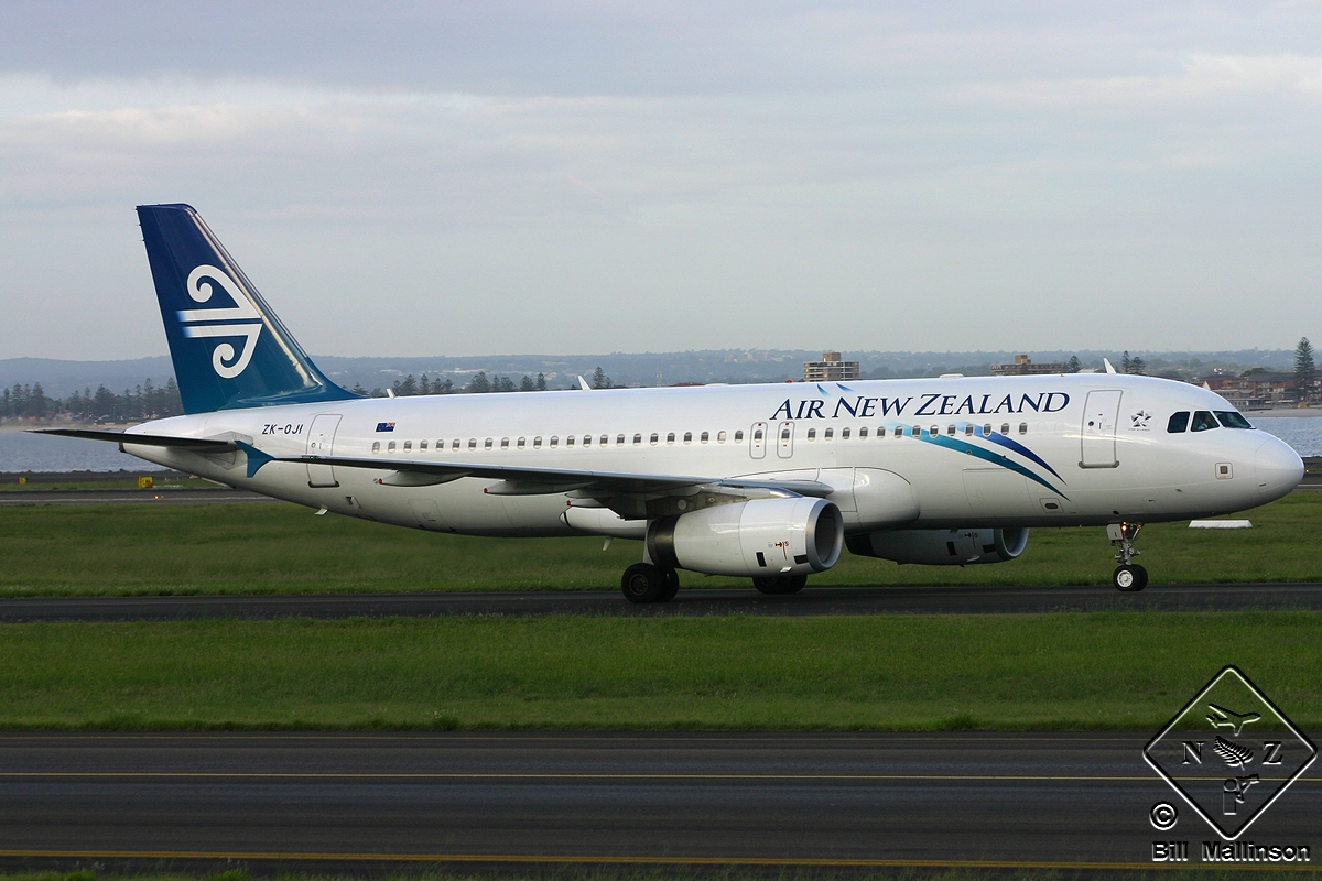 ZK-OJI · Airbus A320-232 · (SYD / YSSY)