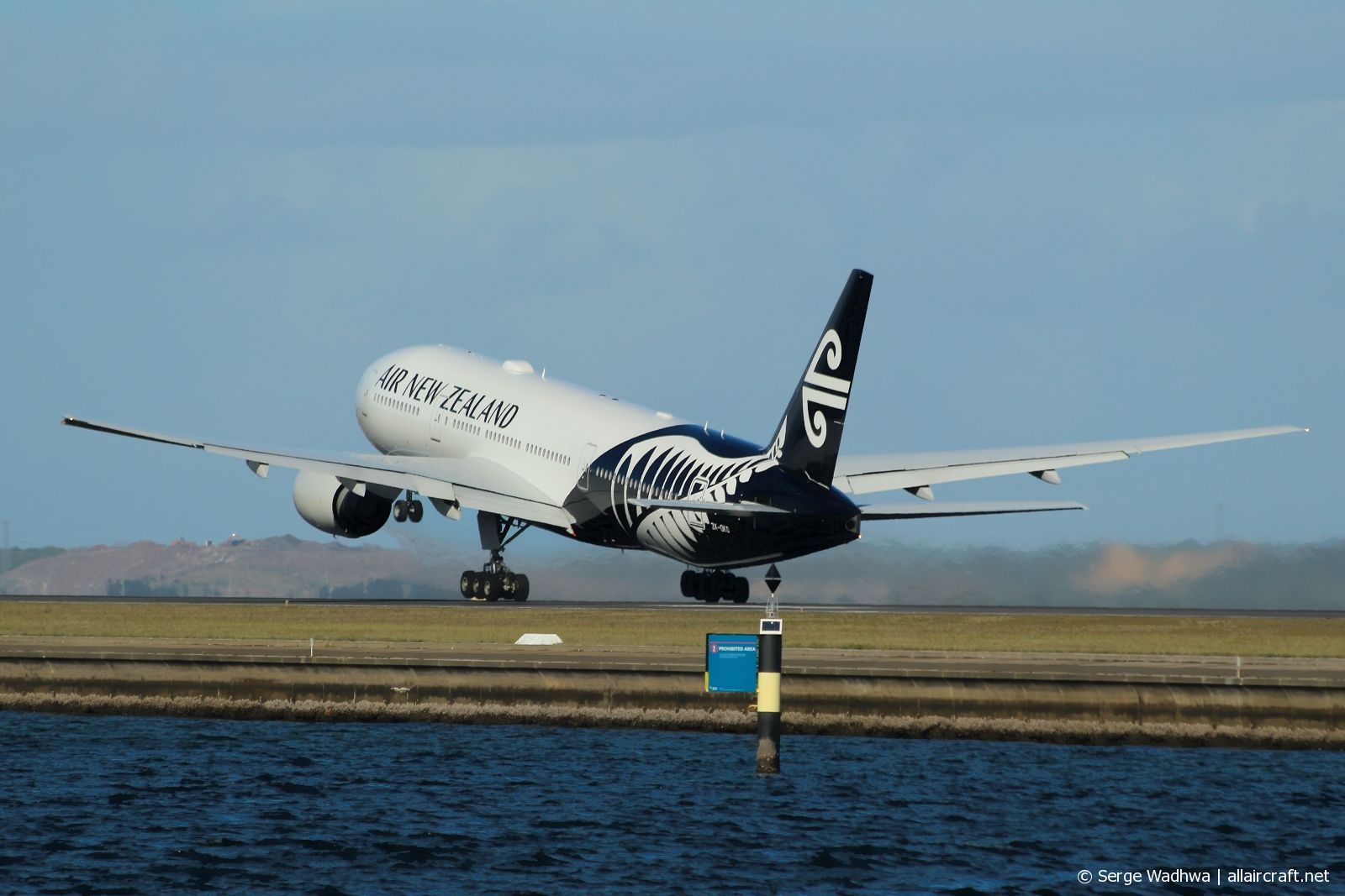 ZK-OKD (cn 29401) Boeing 777-219ER