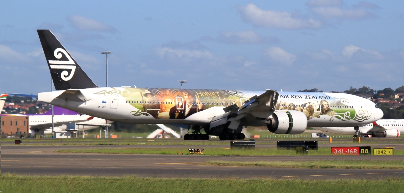 ZK-OKP · Boeing 777-319/ER · (SYD / YSSY)