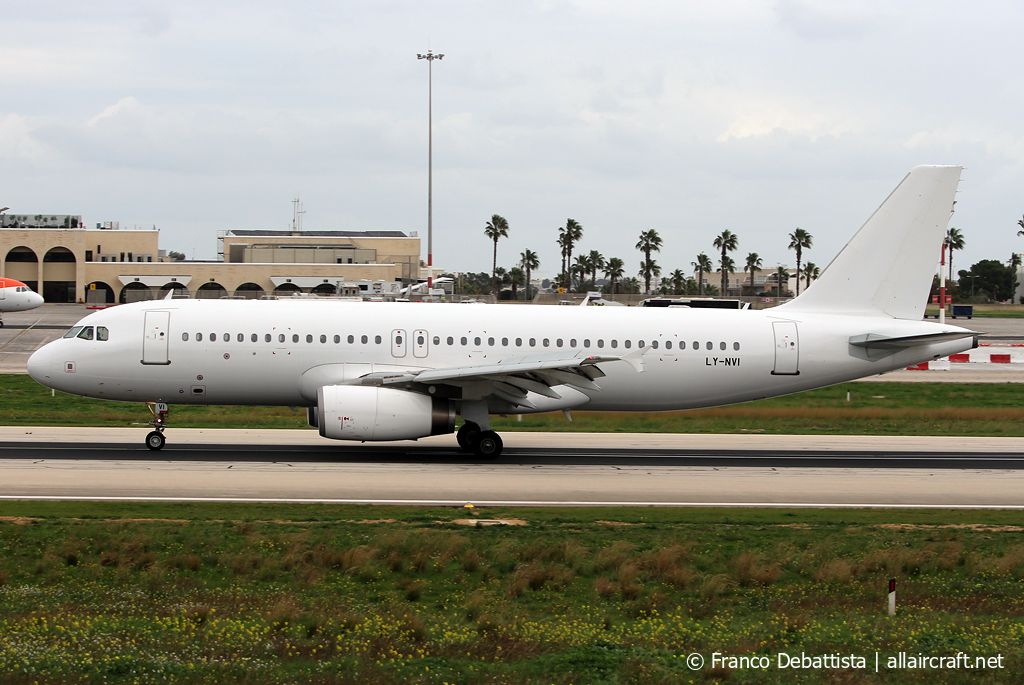 LY-NVI (3004) 2006 Airbus A320-232