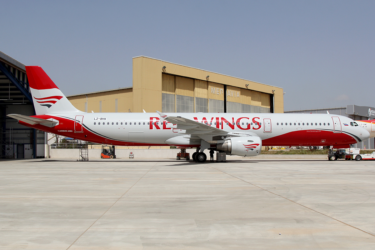 LZ-BHK (1554) 2001 Airbus A321-211