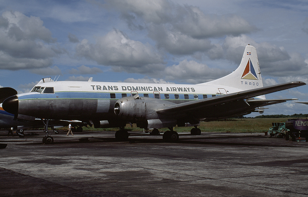 HI-594CT · Convair 440-40 Metropolitan · (SDQ / MDSD)