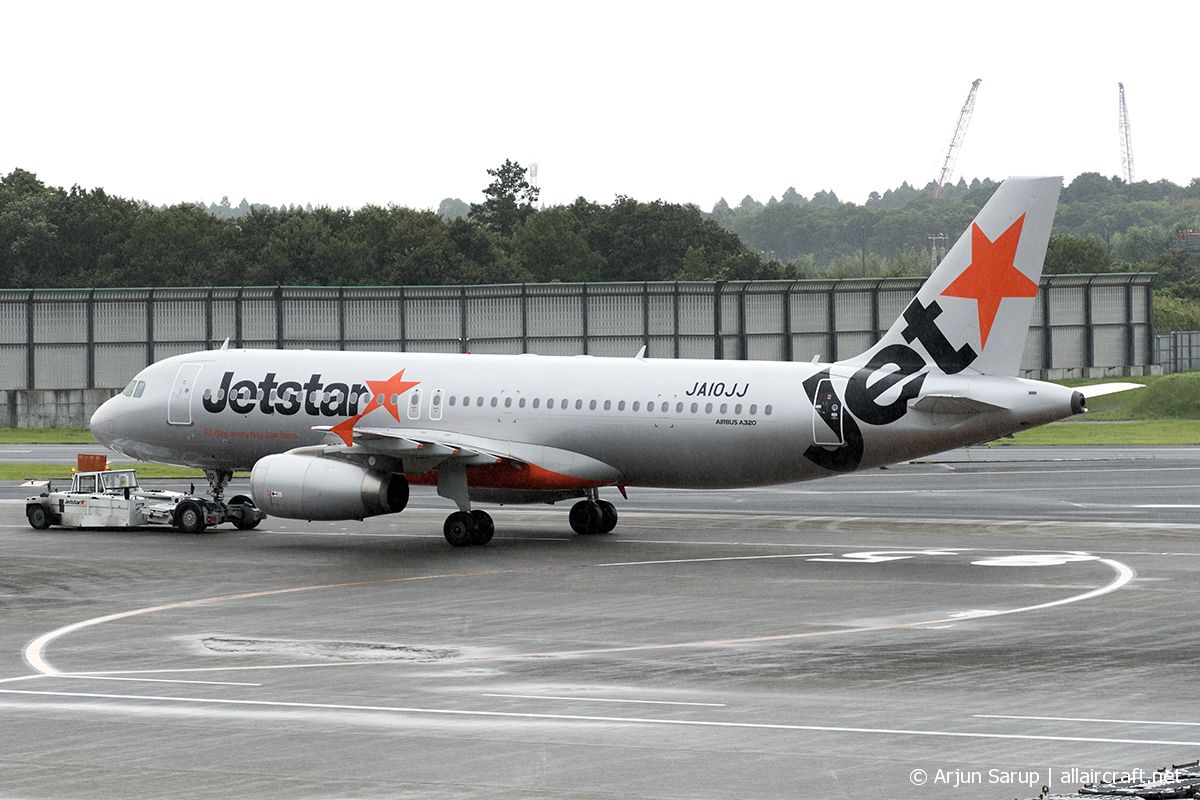 JA10JJ (5520) 2013 Airbus A320-232
