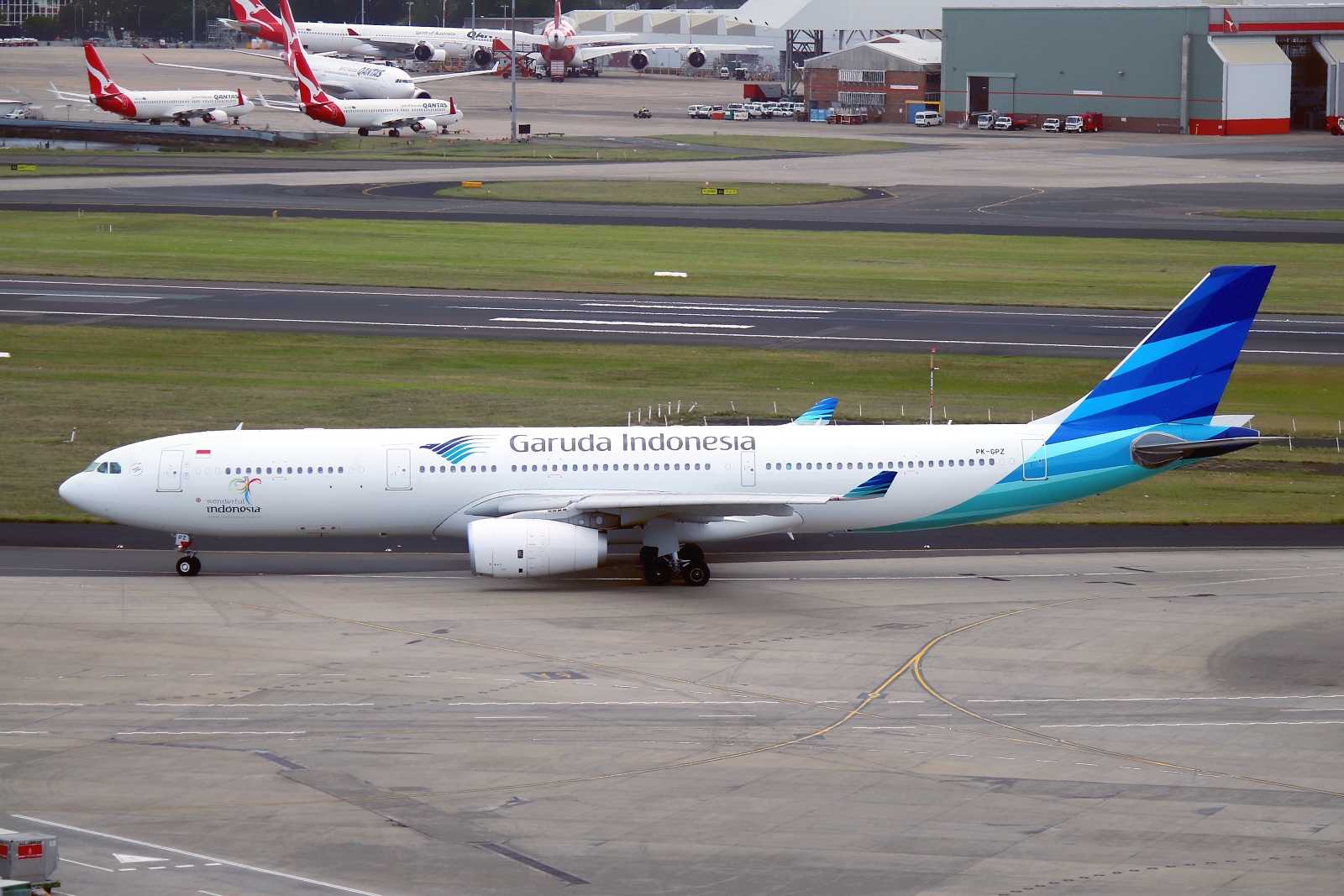 PK-GPZ (001698) Airbus A330-343