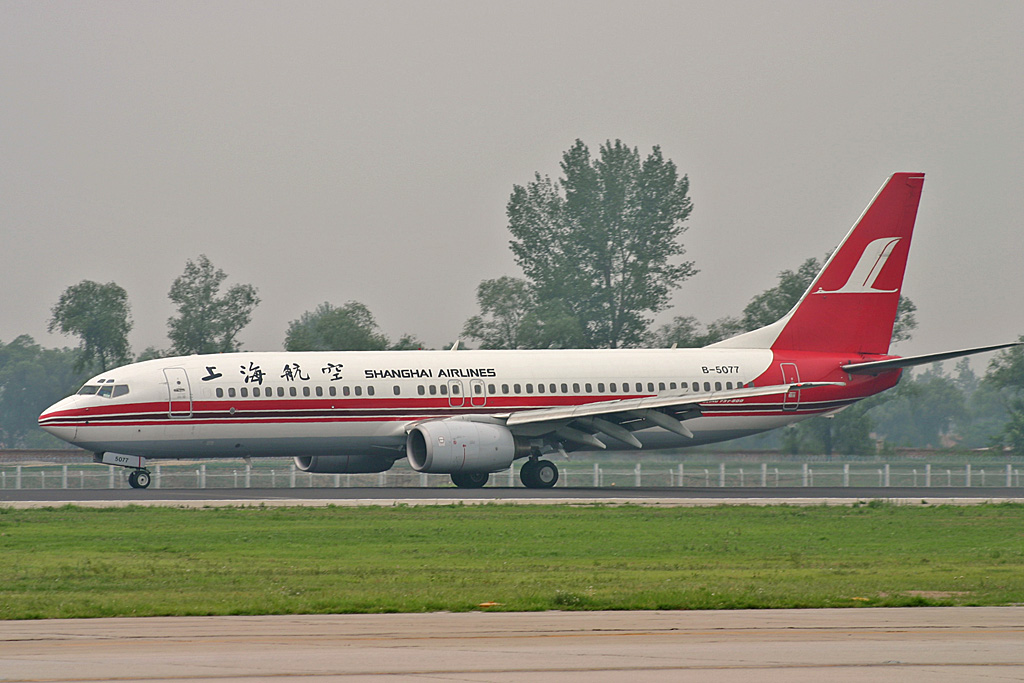 B-5077 · Boeing 737-86N · (PEK / ZBAA)
