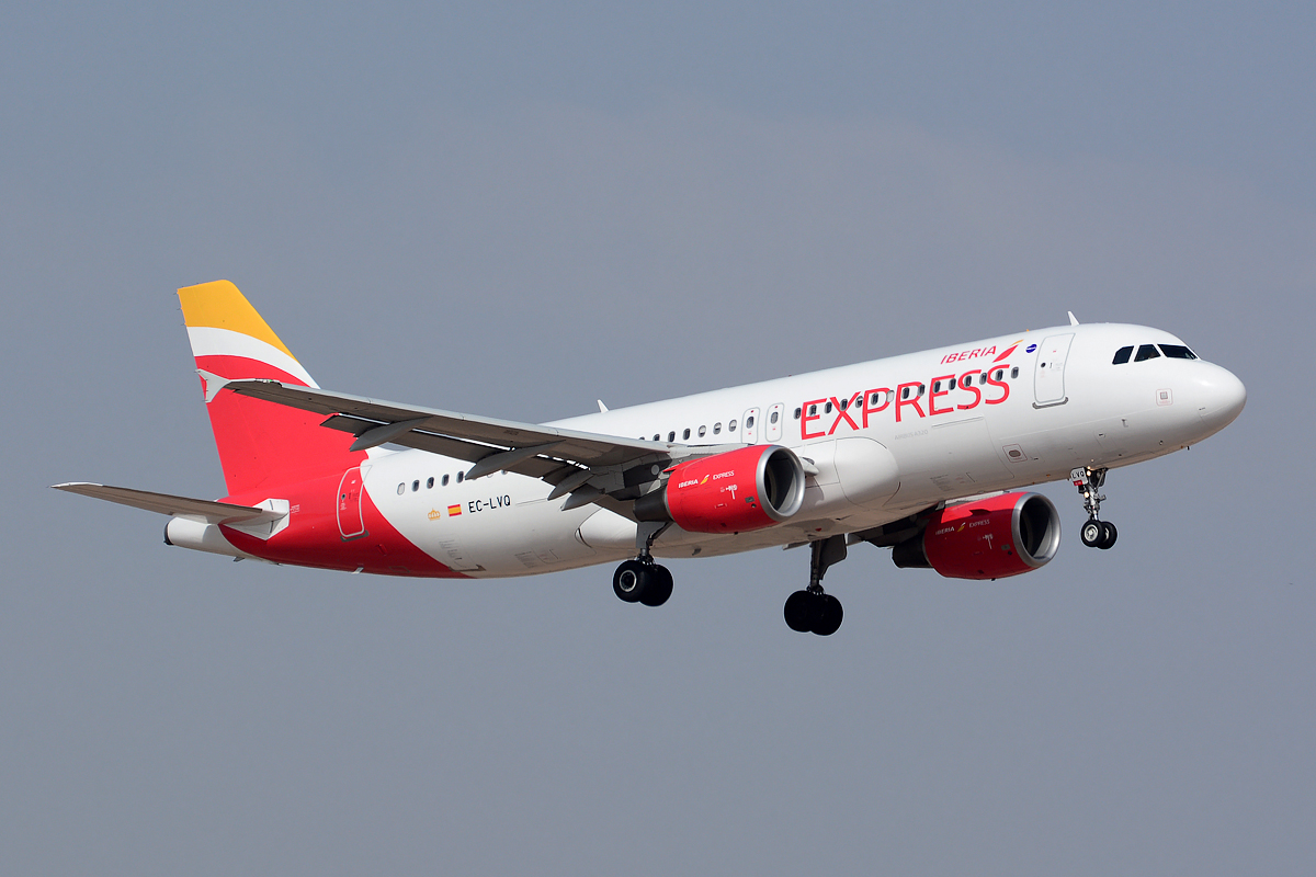 EC-LVQ · Airbus A320-216 · (LPA / GCLP)