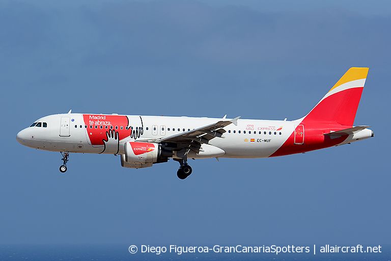 EC-MUF (3278) 2007 Airbus A320-214