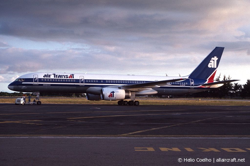 C-GTSF (25491) 1992 Boeing 757-23A